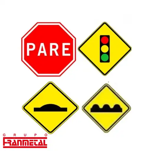 Placas de sinalização rodoviária